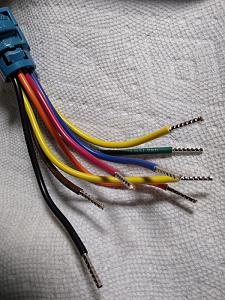 Ferrule inst dc fuse panel wires with non insulated ferrules.jpg